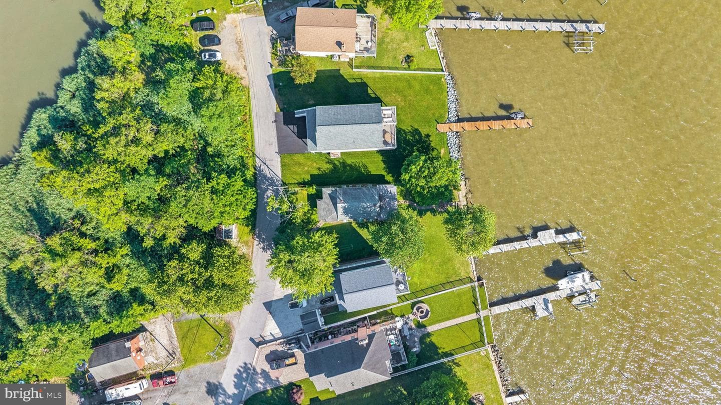 7607 Chesapeake photo 3
