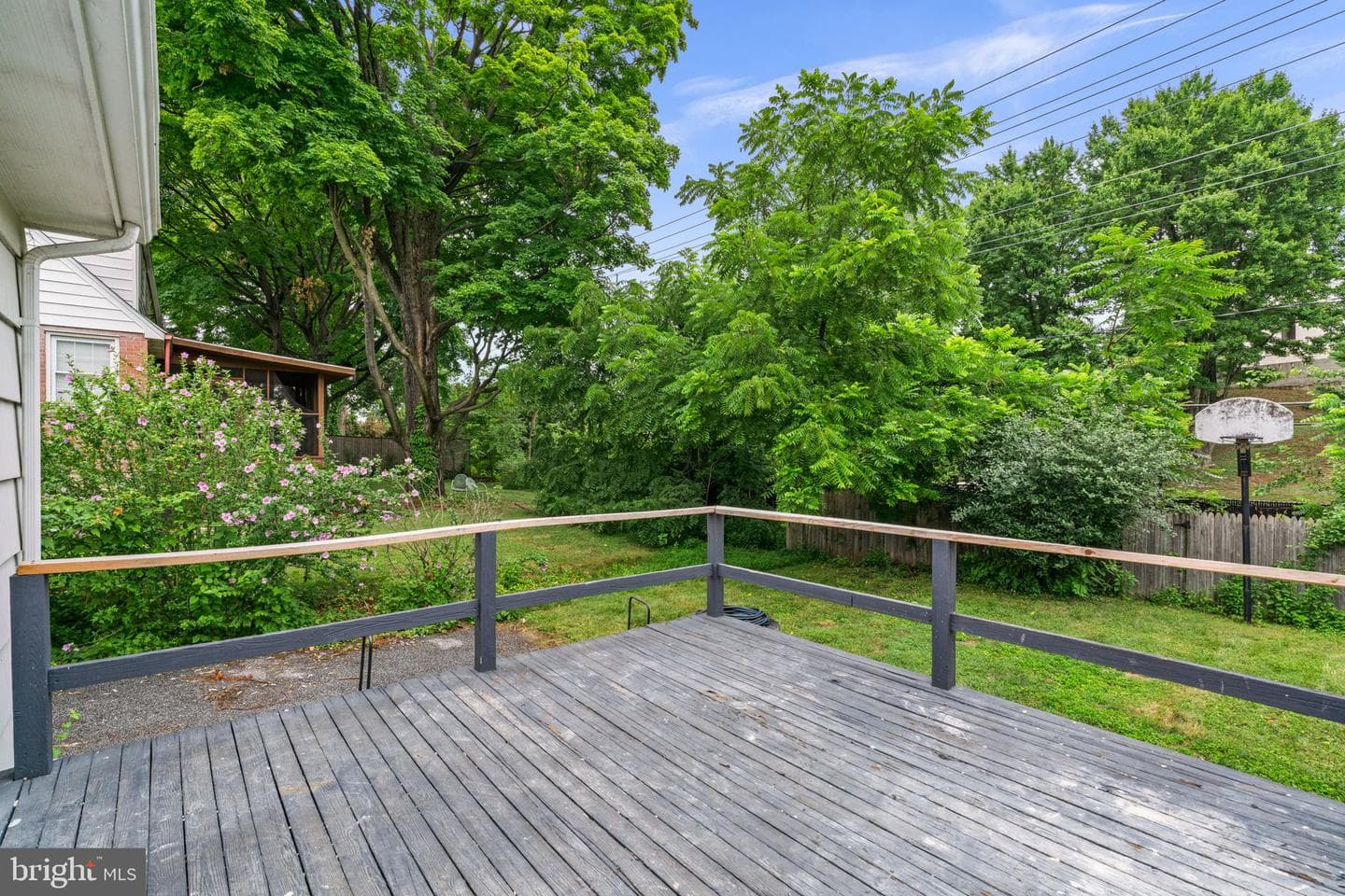 577 Brook Road photo 37