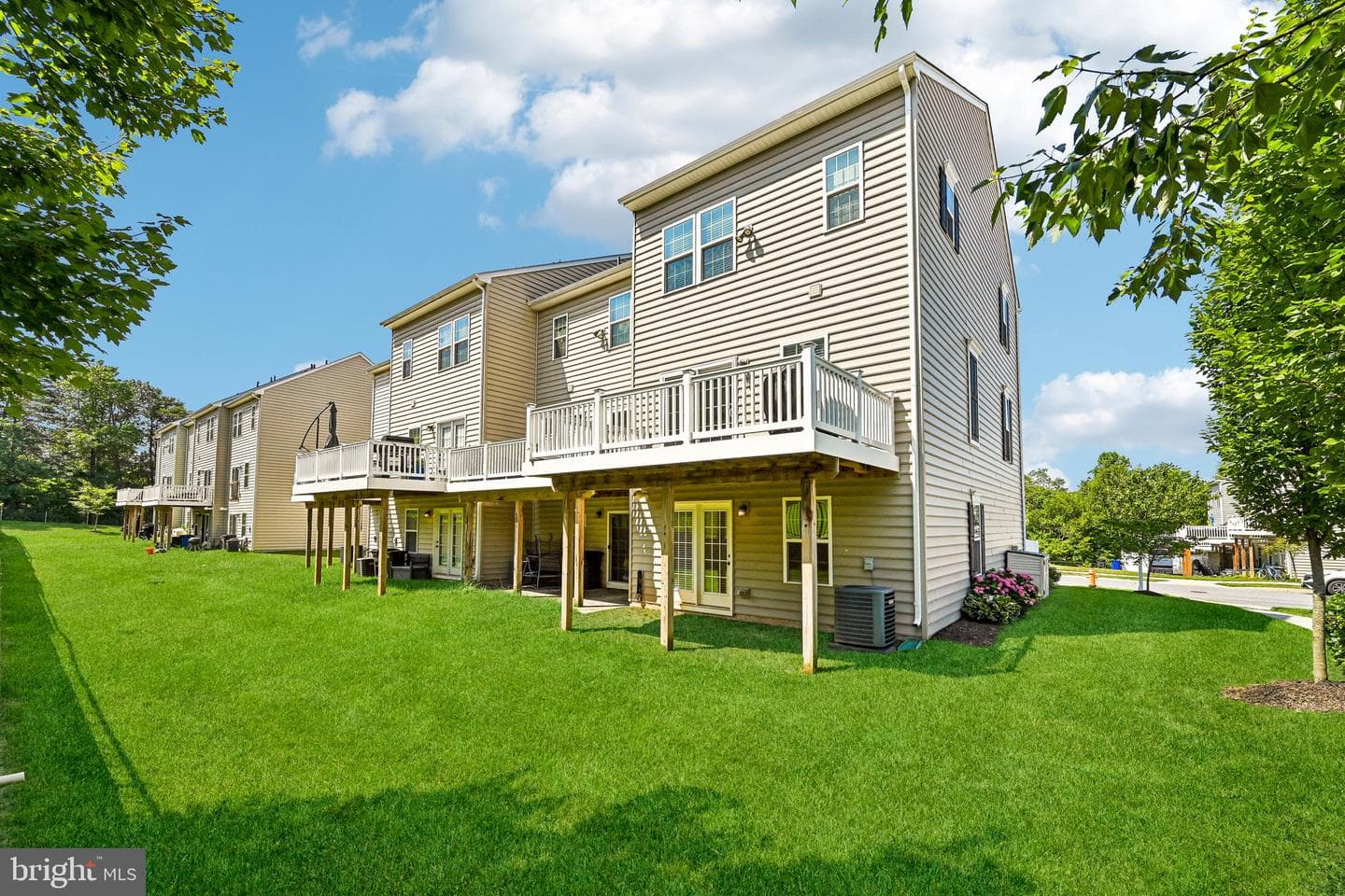 1 Gates Park Court photo 42