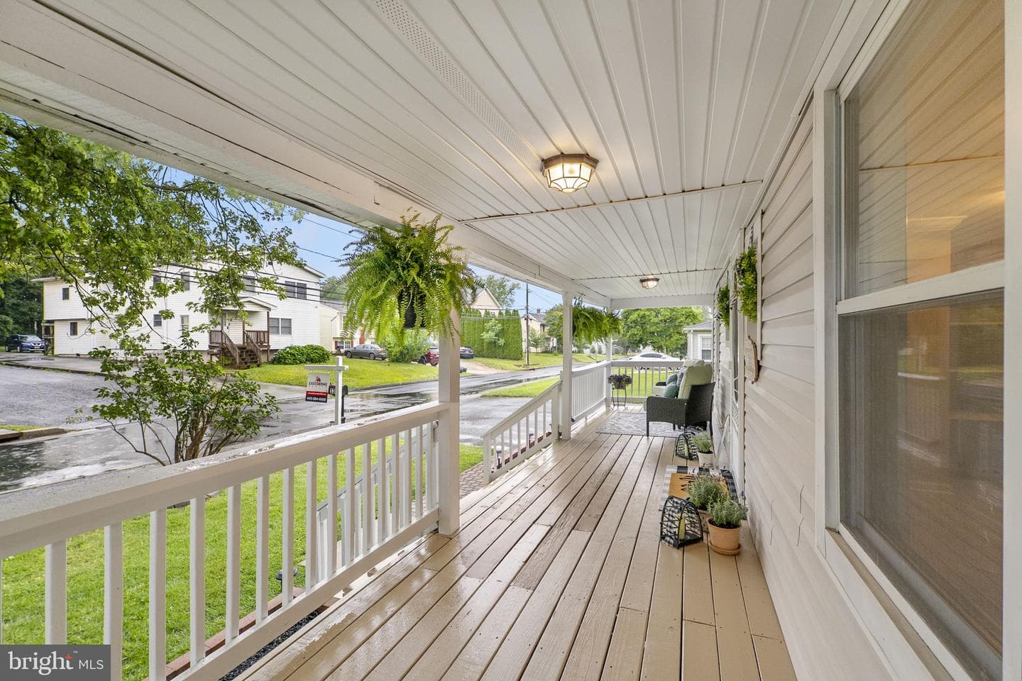 33 Bond Avenue photo 4