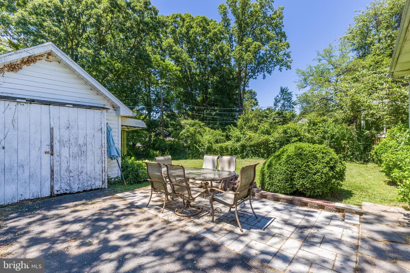 6426 Sherwood Road photo 38