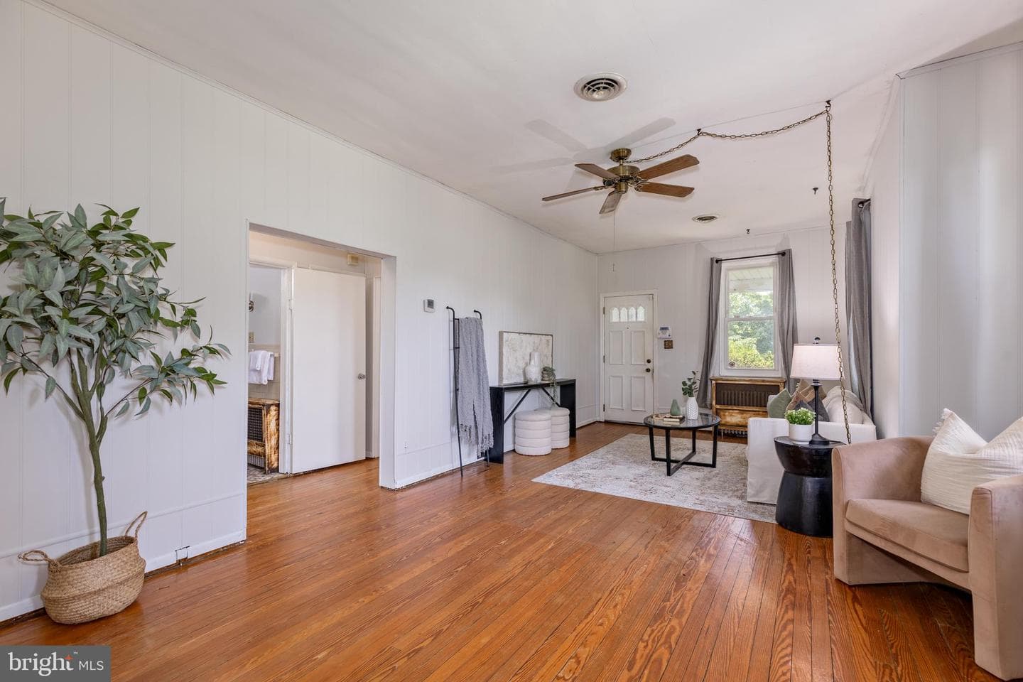 6426 Sherwood Road photo 8