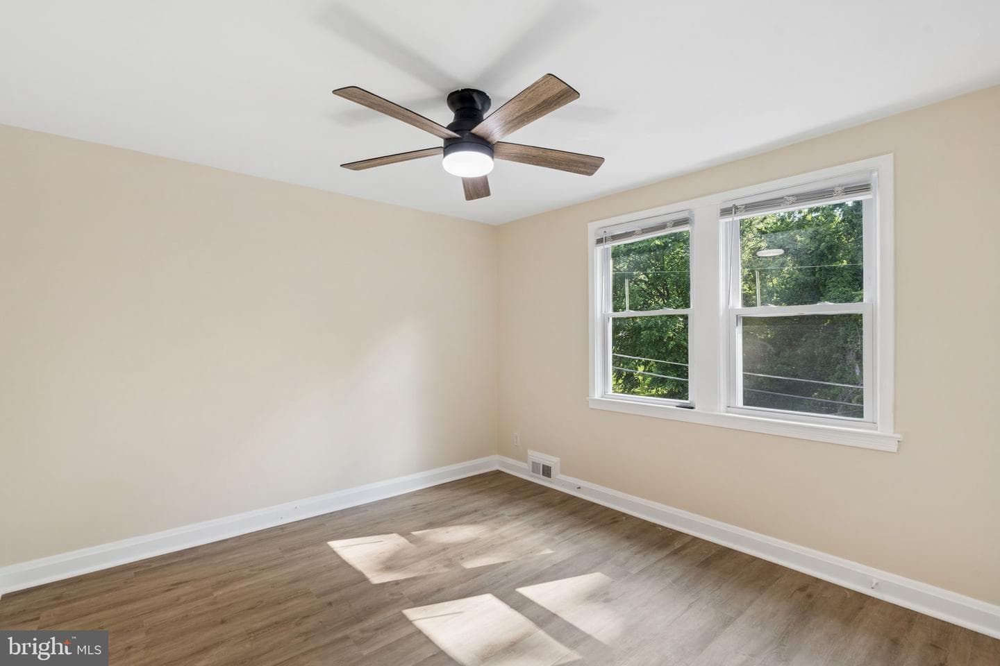 34 Briarwood Road photo 23