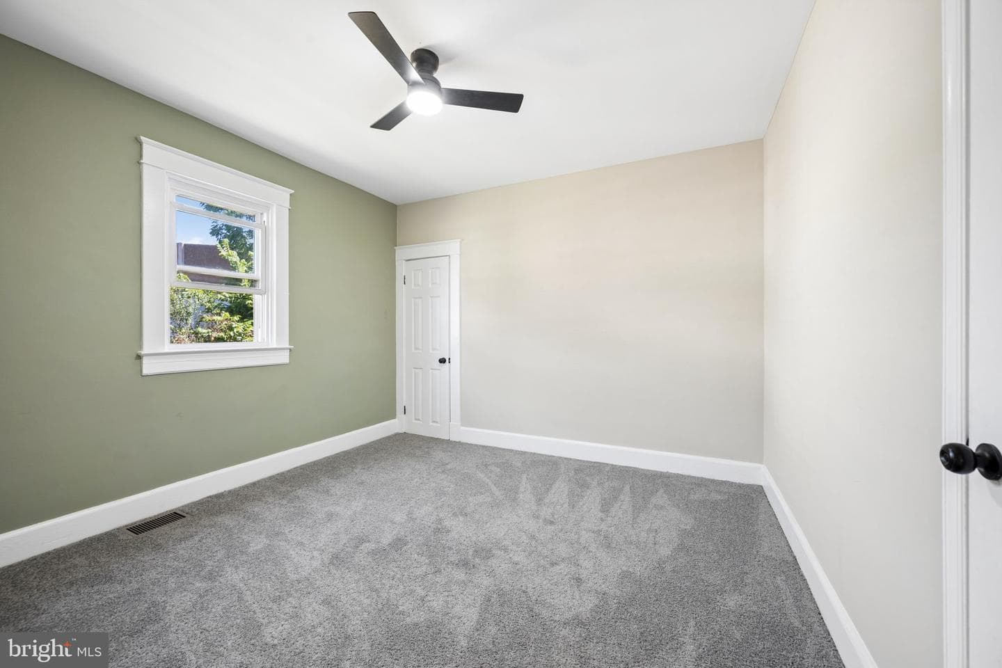517 Valcour Road photo 26