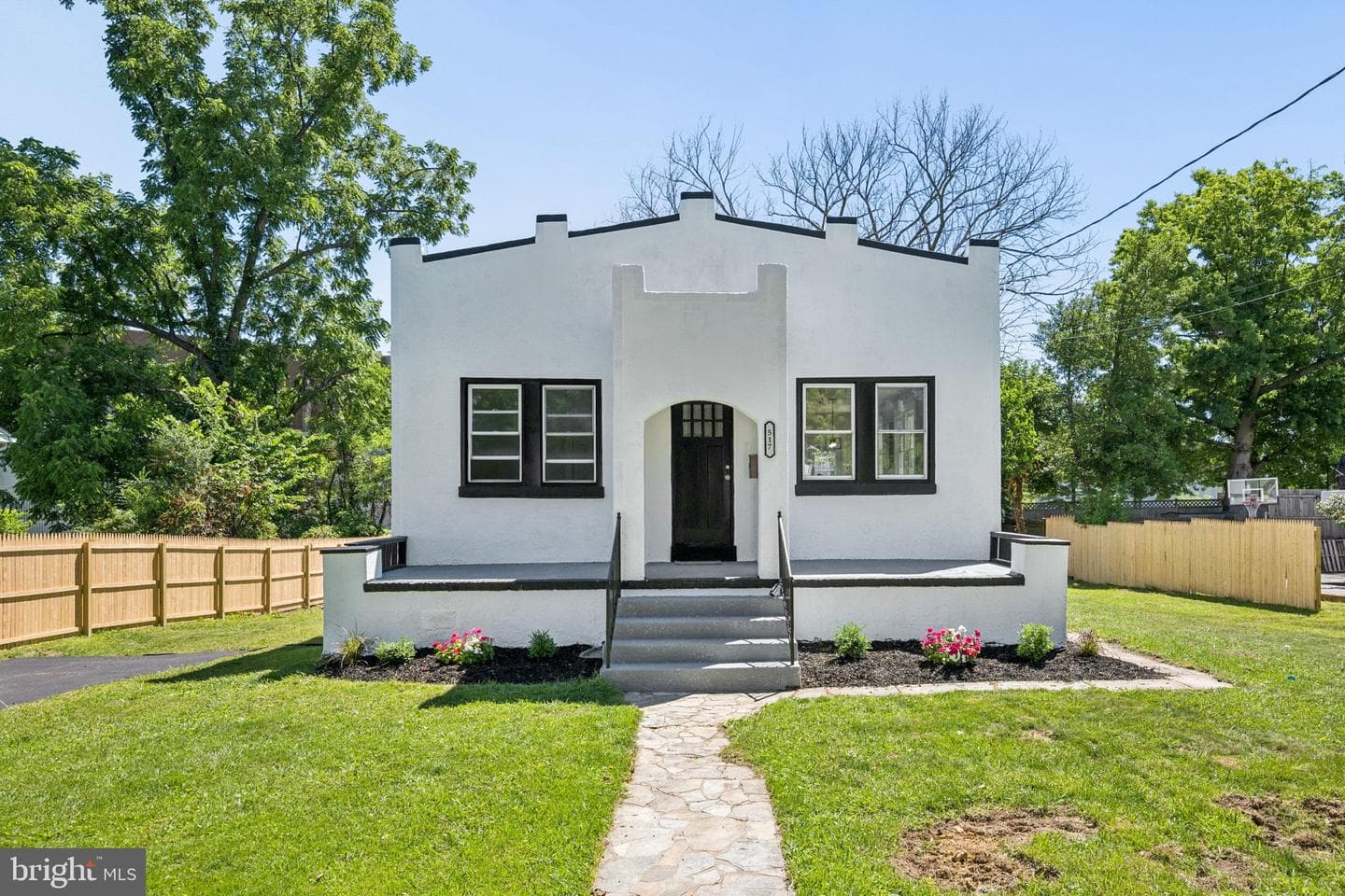 517 Valcour Road photo 5