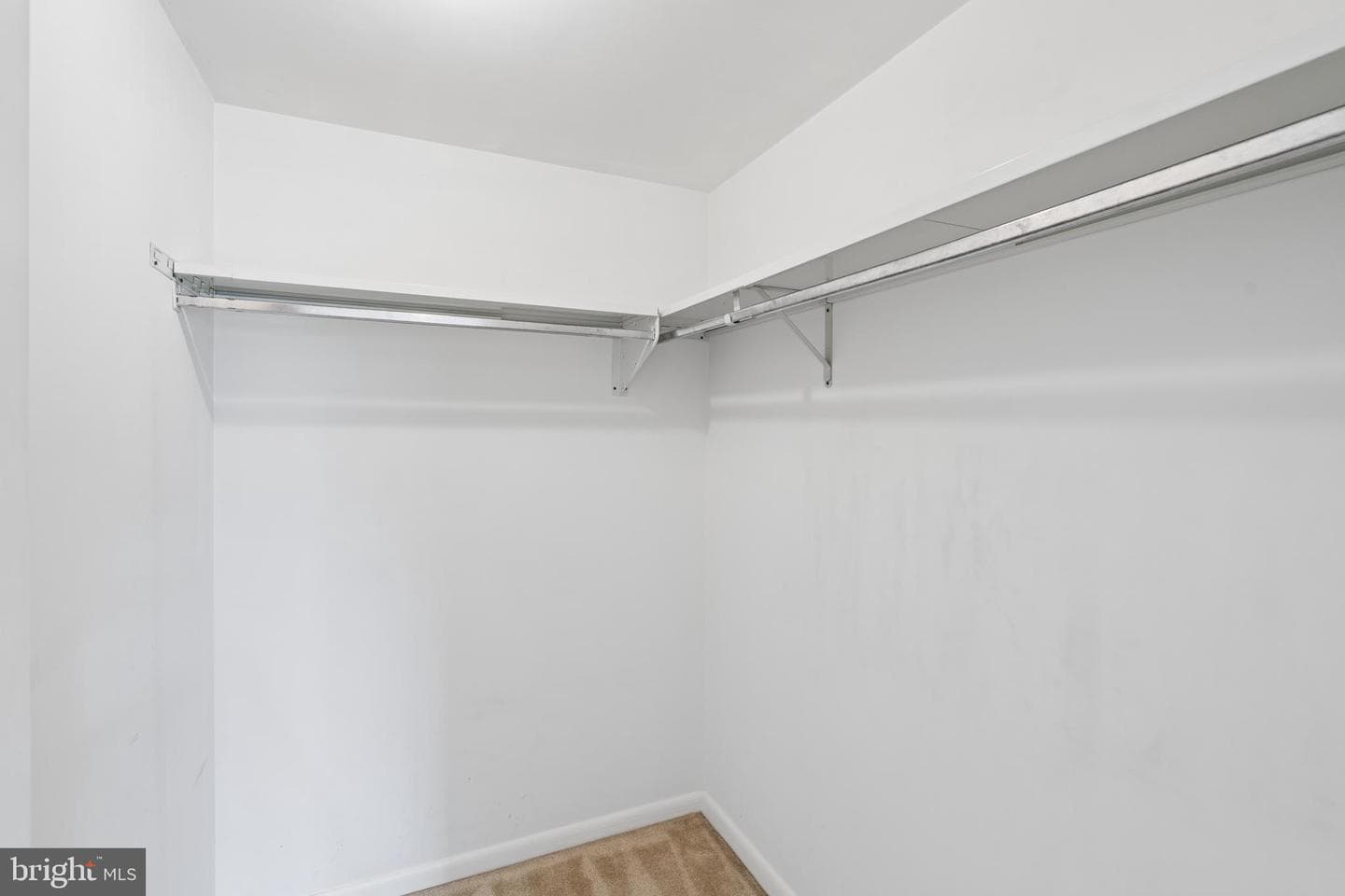 1 Lucan Court #301 photo 25