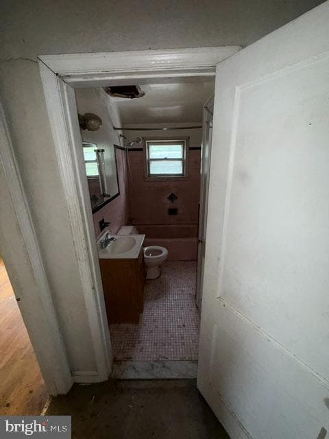830 Middlesex Road photo 21