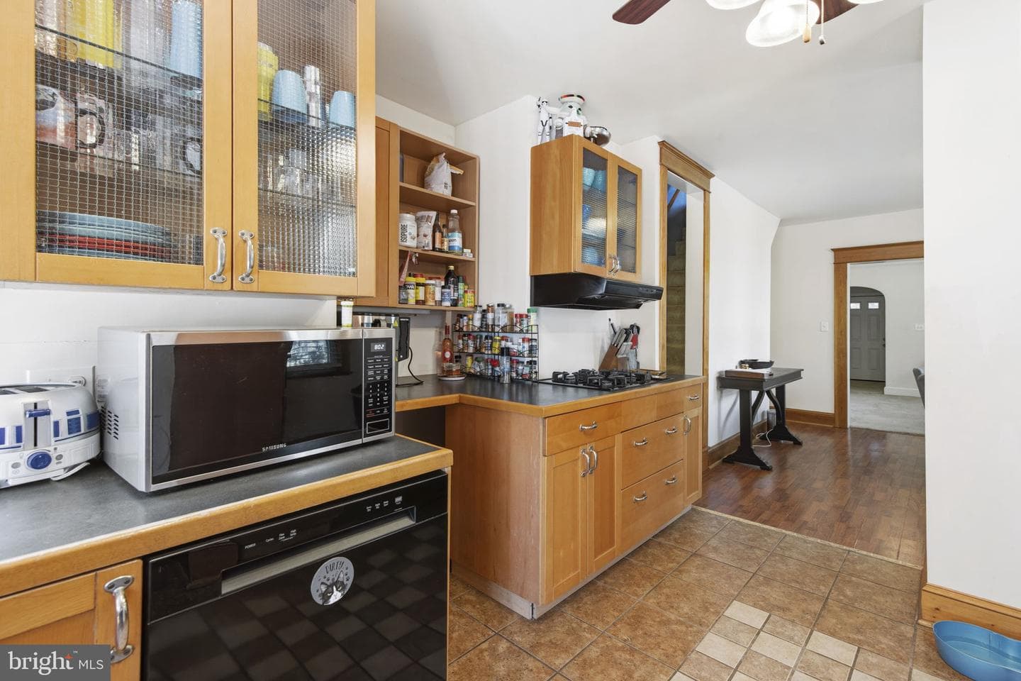 4413 Maple Avenue photo 5