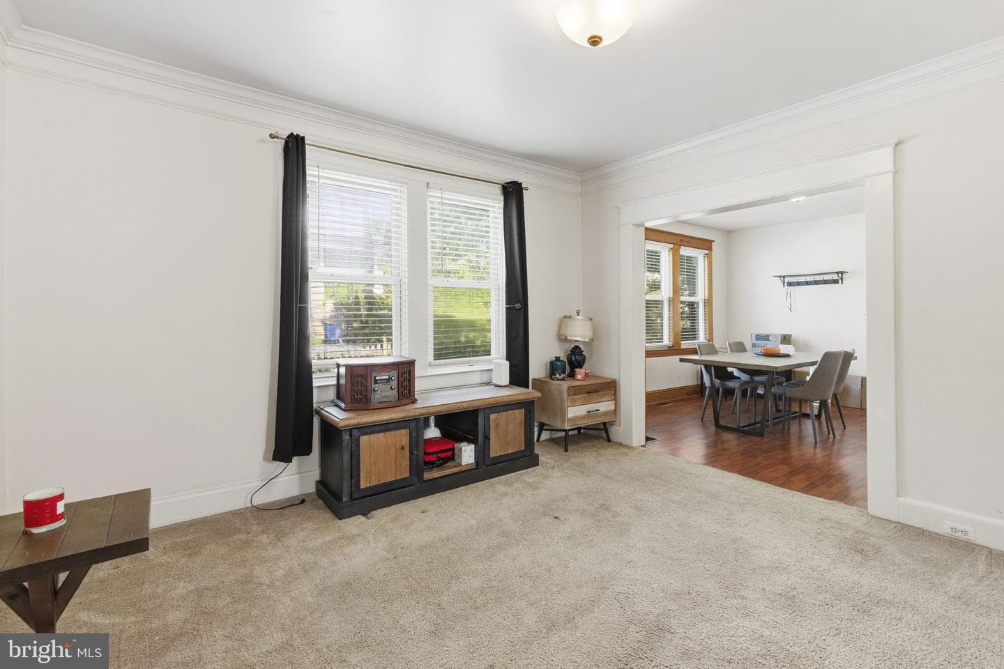 4413 Maple Avenue photo 9