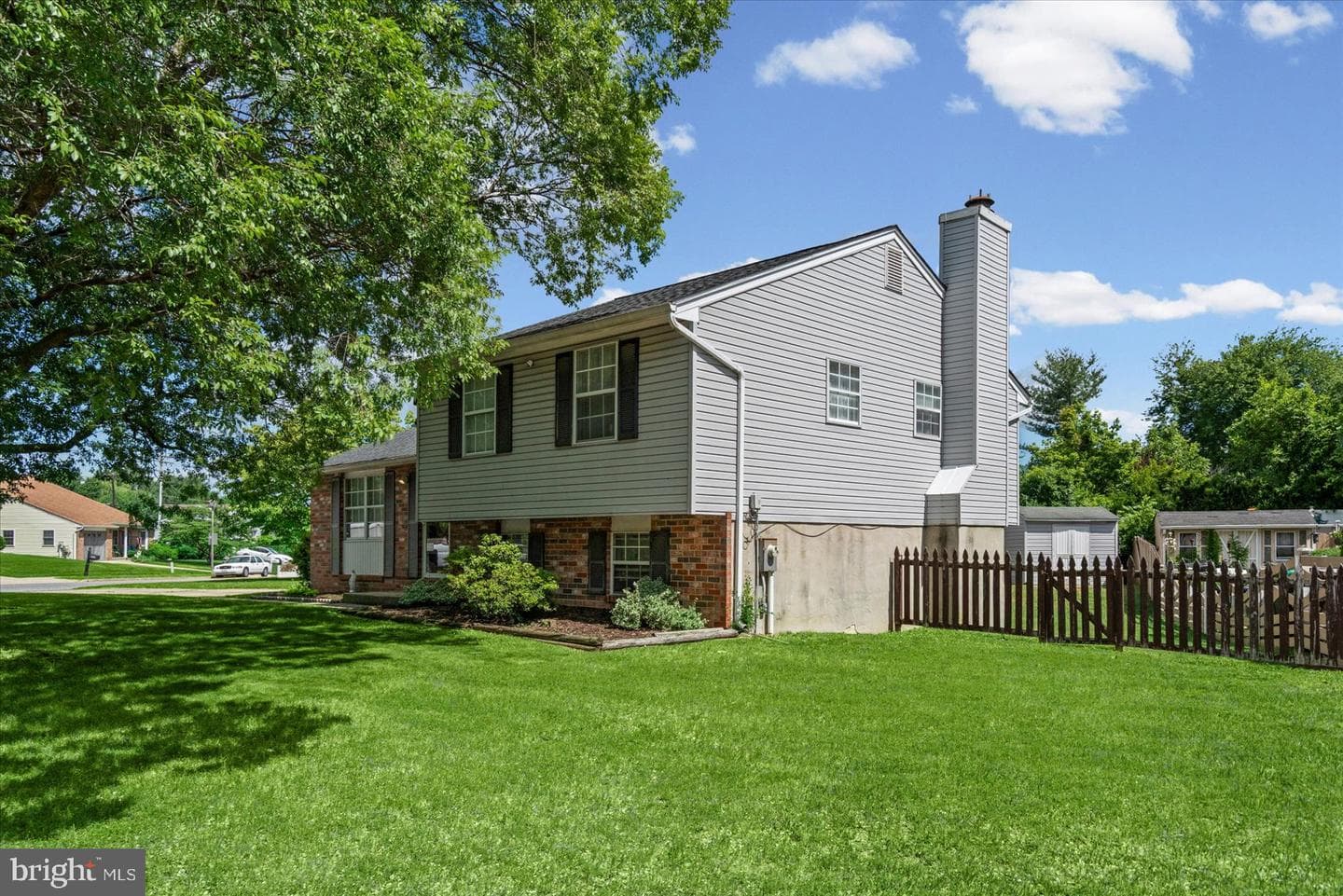 4800 Galley Road photo 3