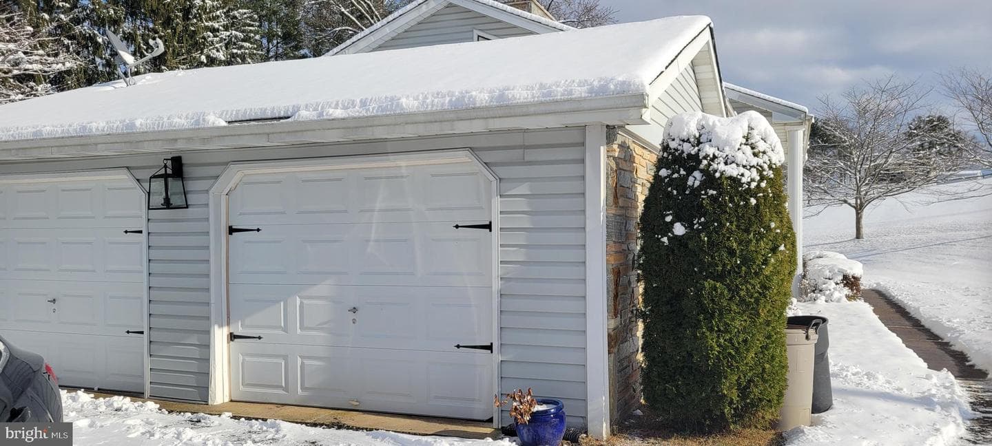 2212 Corbett Road photo 58