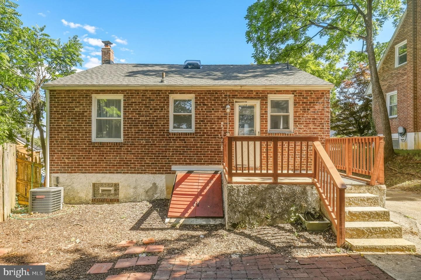 7 Lodge Road photo 26