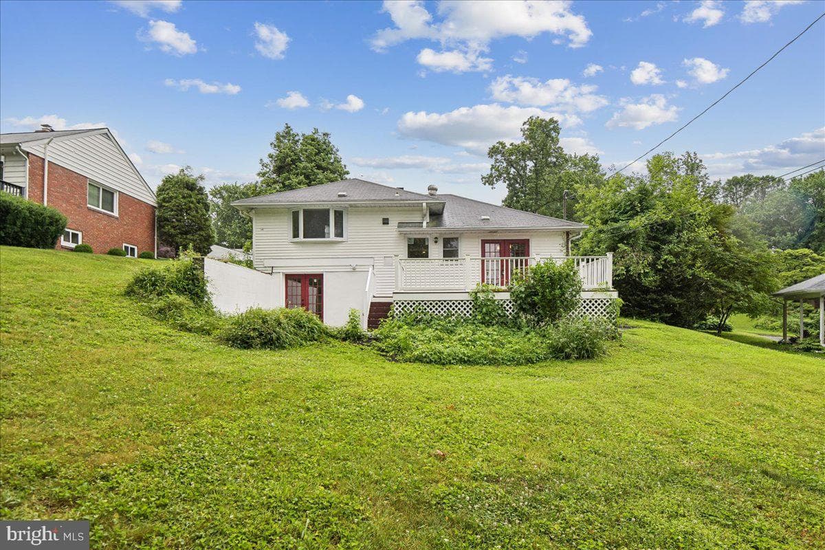 1204 Saint Andrews Way photo 20