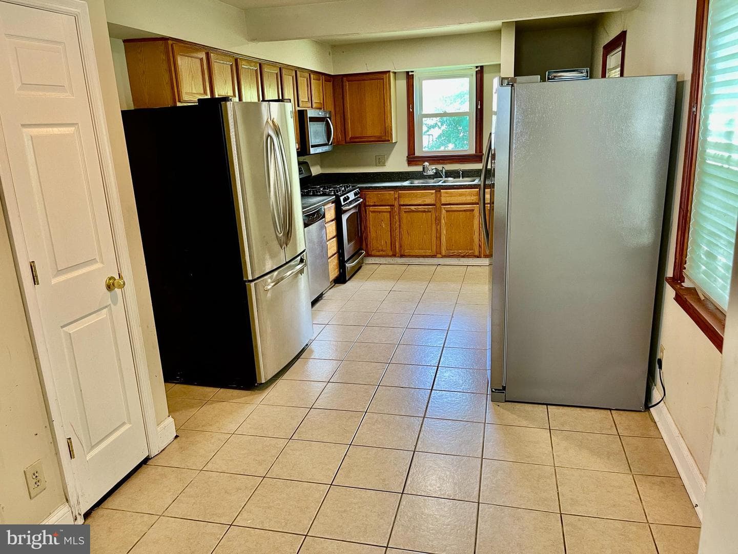 10 Avenal Road photo 20
