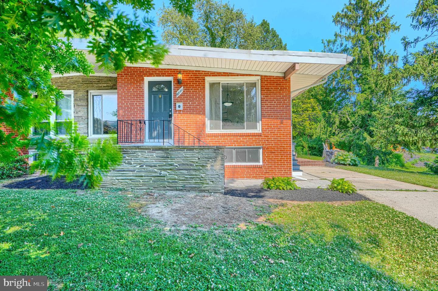 6821 Barnett Road photo 36