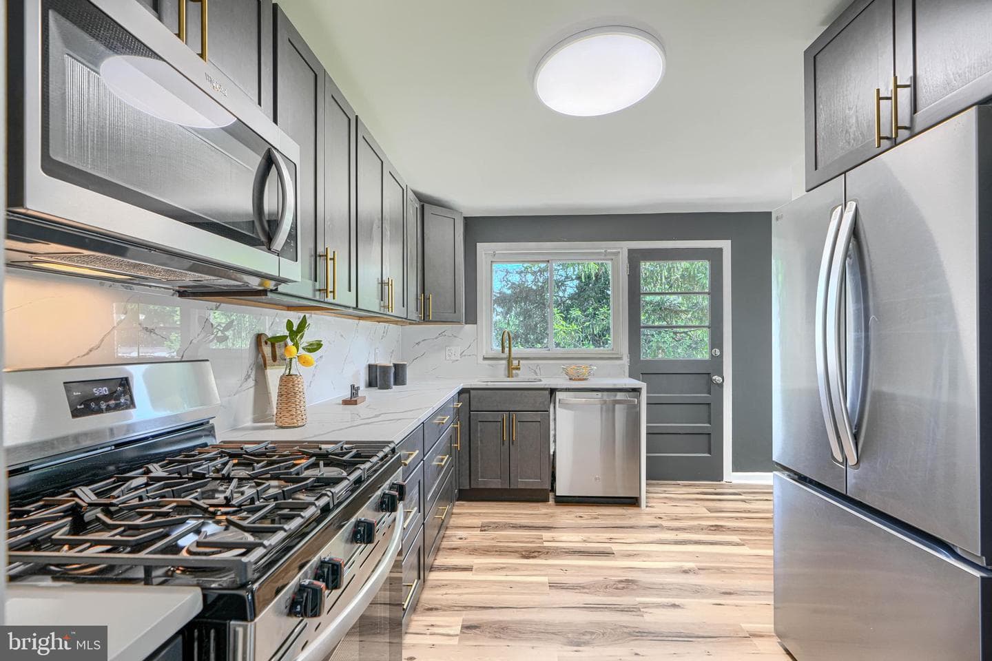 6821 Barnett Road photo 8