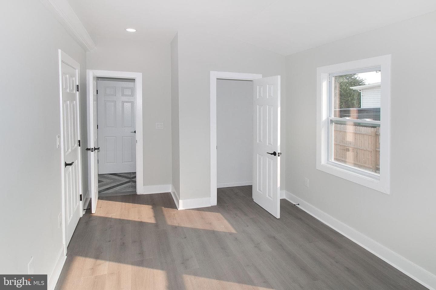 3437 Liberty Gardens Road photo 13