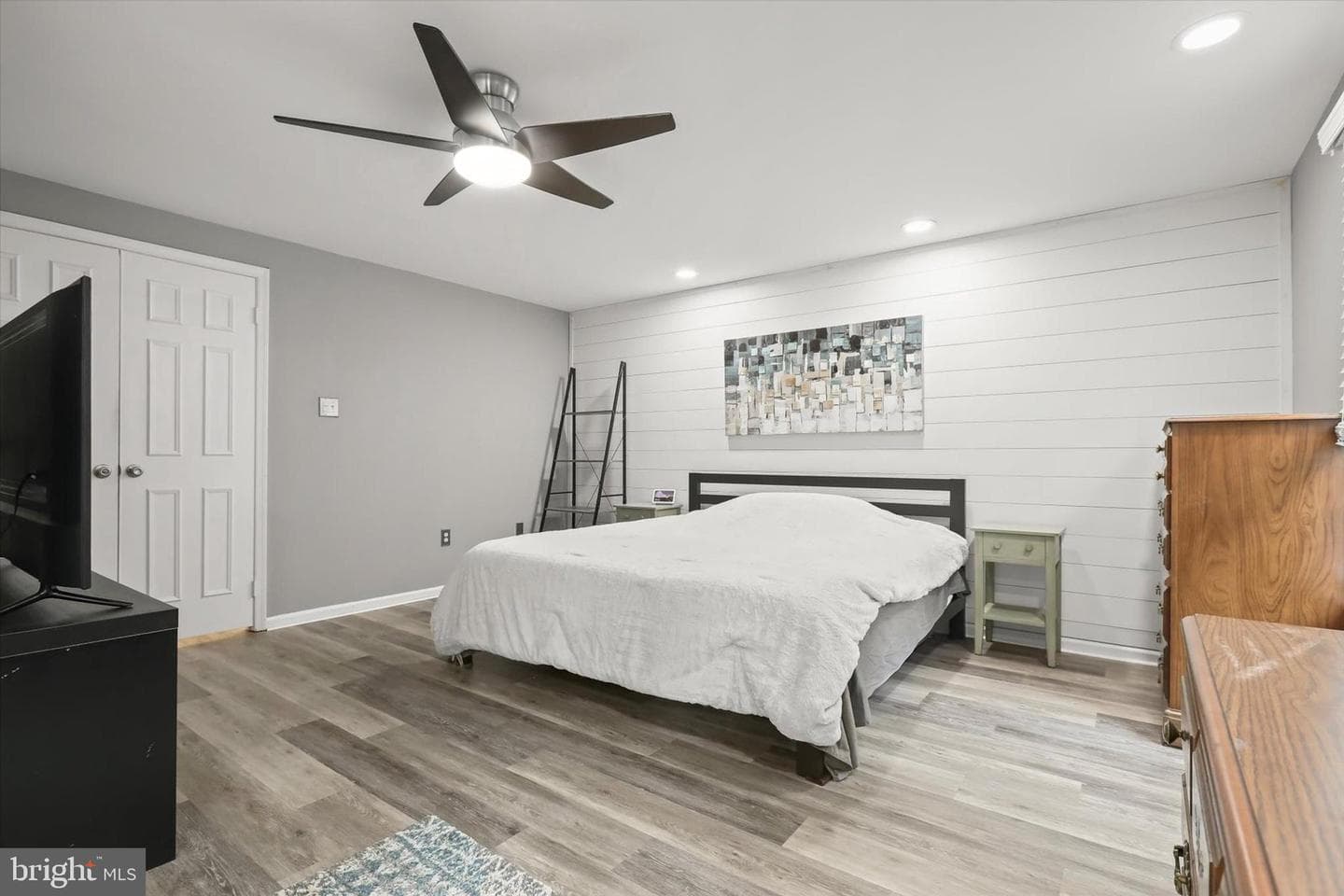 8614 Tower Bridge Way photo 17