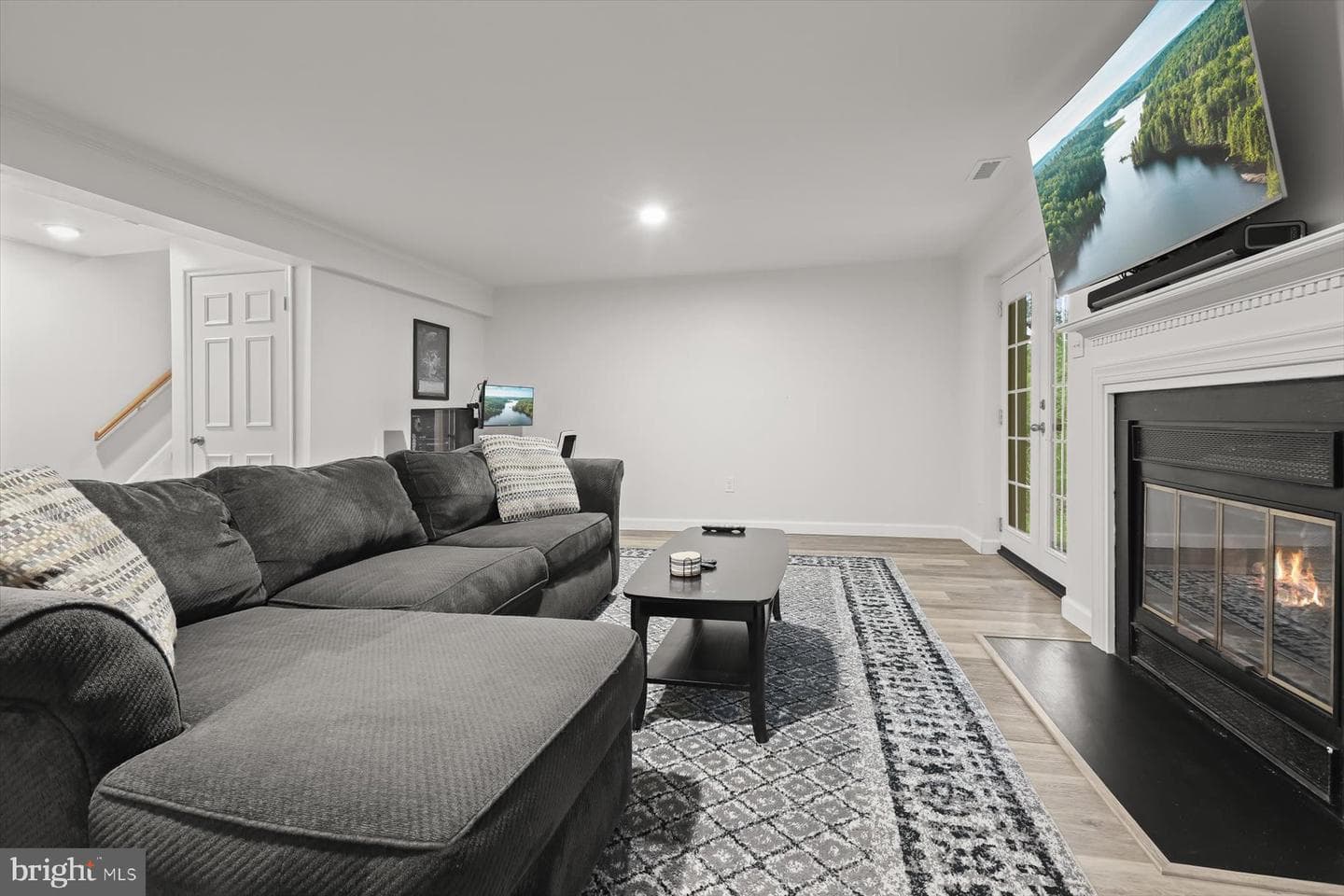 8614 Tower Bridge Way photo 28