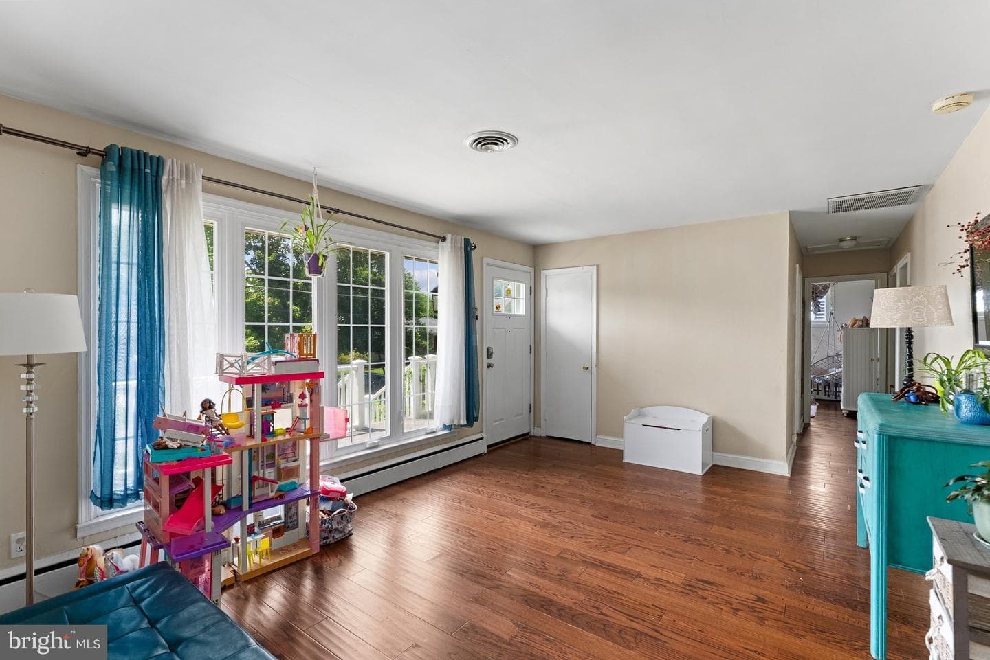 504 Spring Avenue photo 5