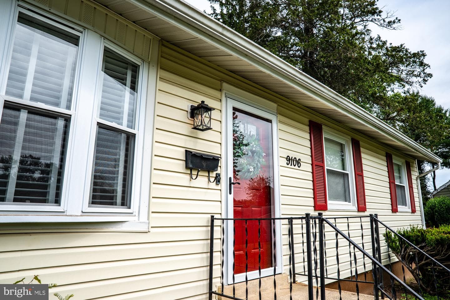 9106 Vega Court photo 4