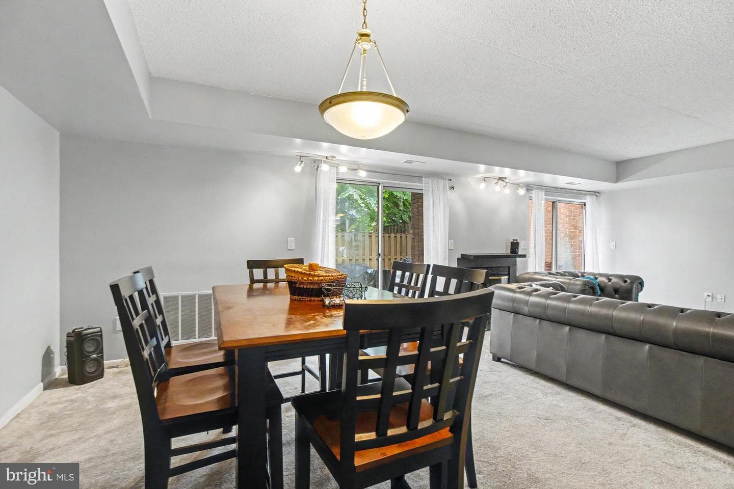 6 Lamplighter Court #6 photo 13