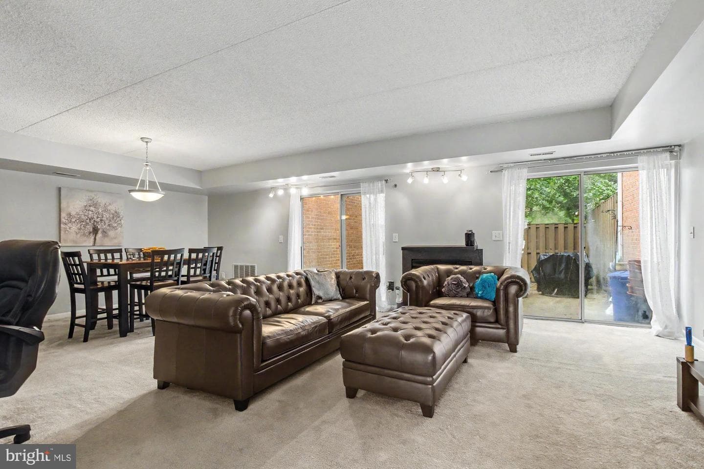 6 Lamplighter Court #6 photo 16
