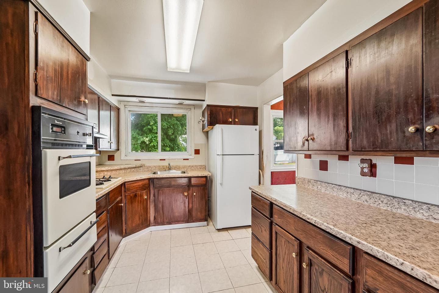 3723 Valley Hill Drive photo 11