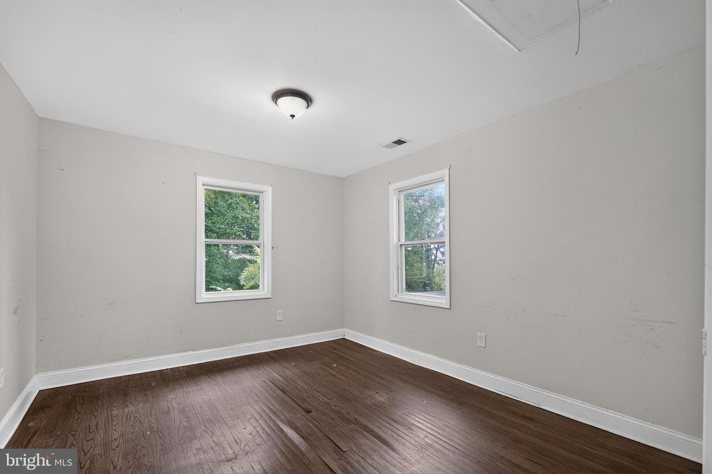 13 Beacon Hill Road photo 13