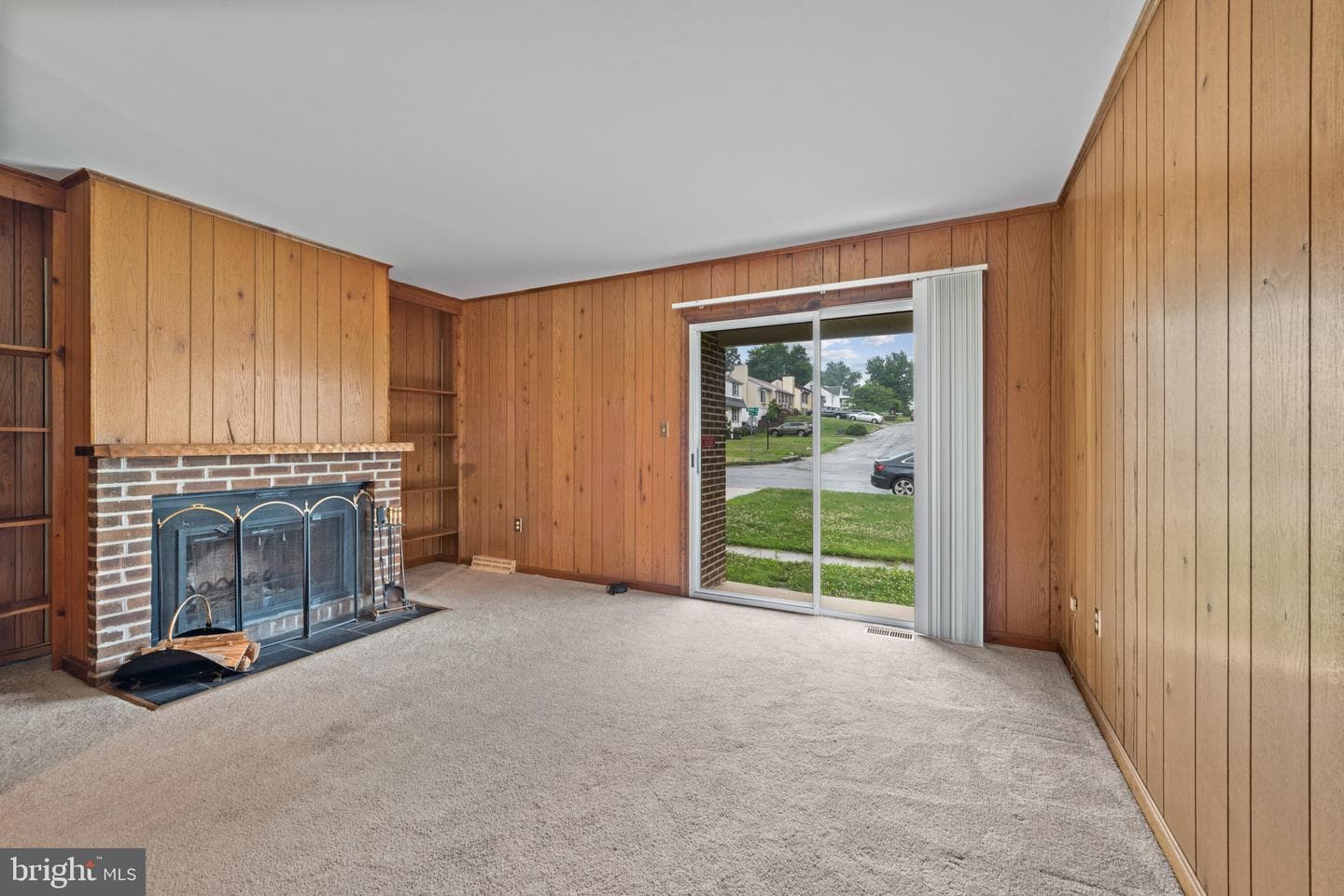 2001 Vista Lane photo 7
