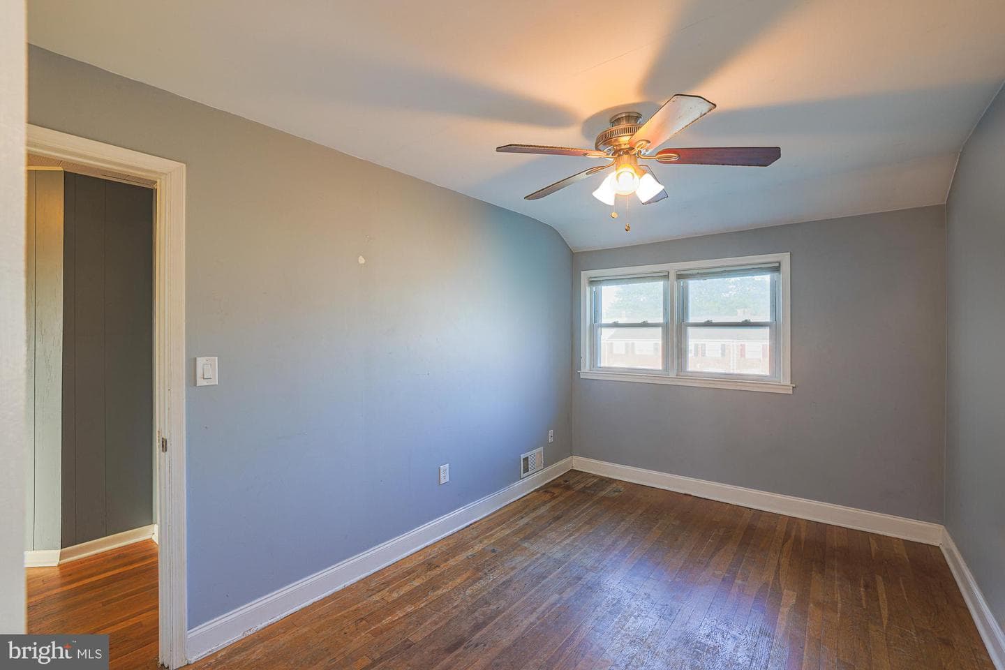 8529 Harris Ave photo 26