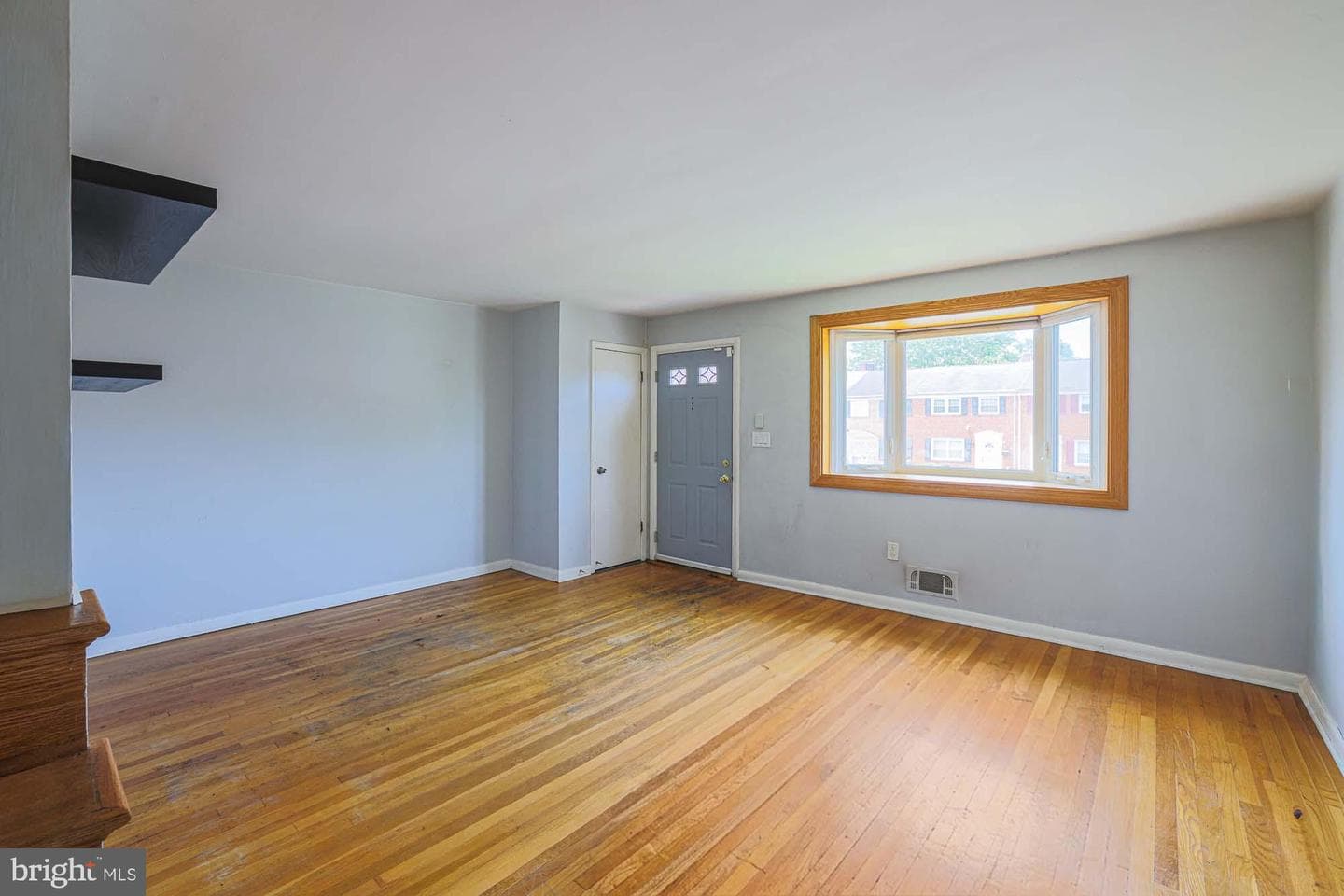 8529 Harris Ave photo 7