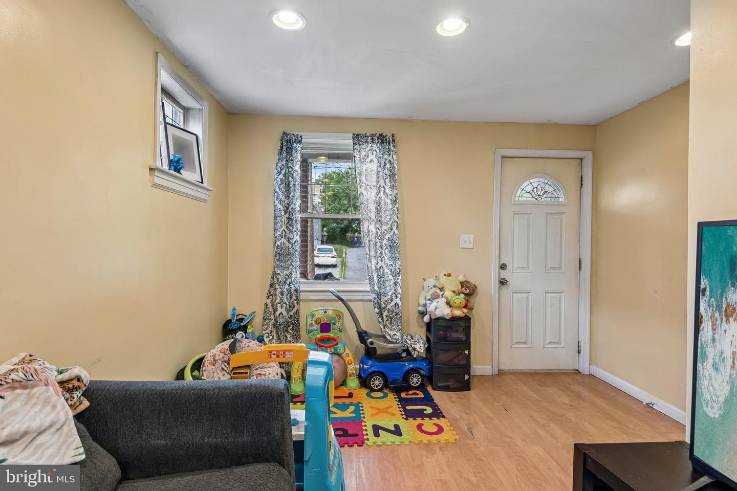 2917 Linganore Avenue photo 3