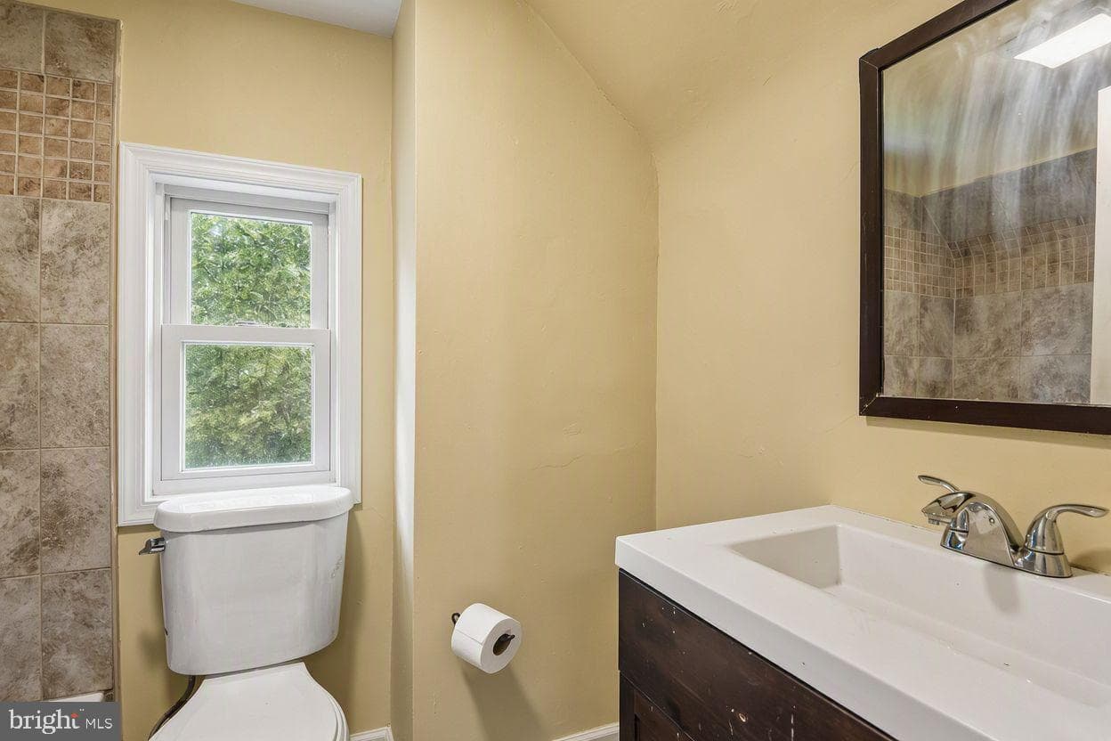 2917 Linganore Avenue photo 9