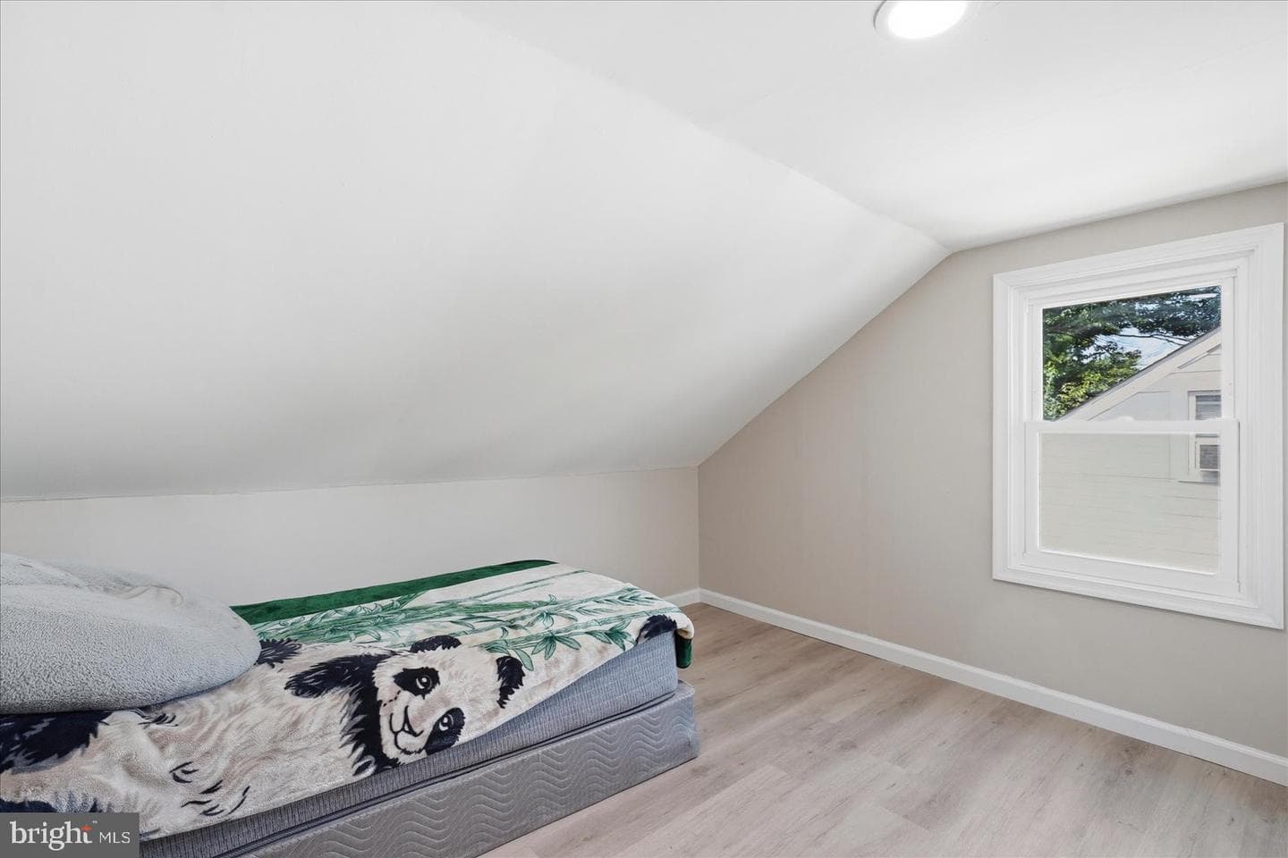 825 Martin Road photo 21