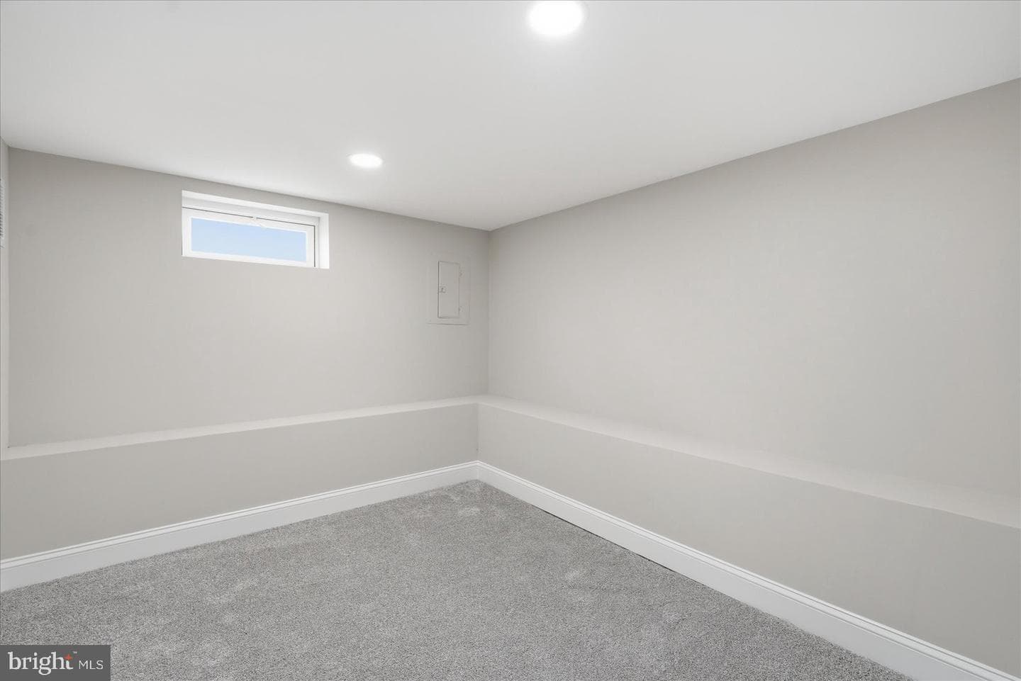 825 Martin Road photo 30
