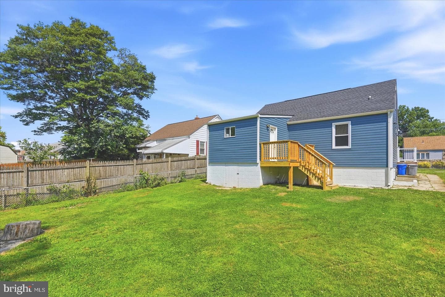825 Martin Road photo 34