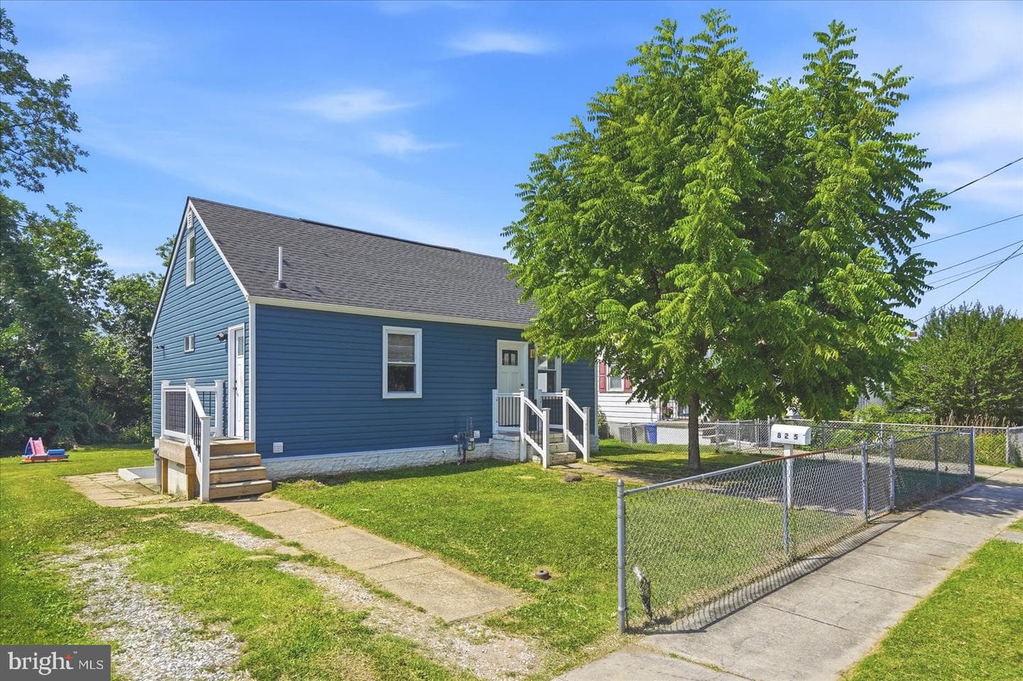 825 Martin Road photo 36