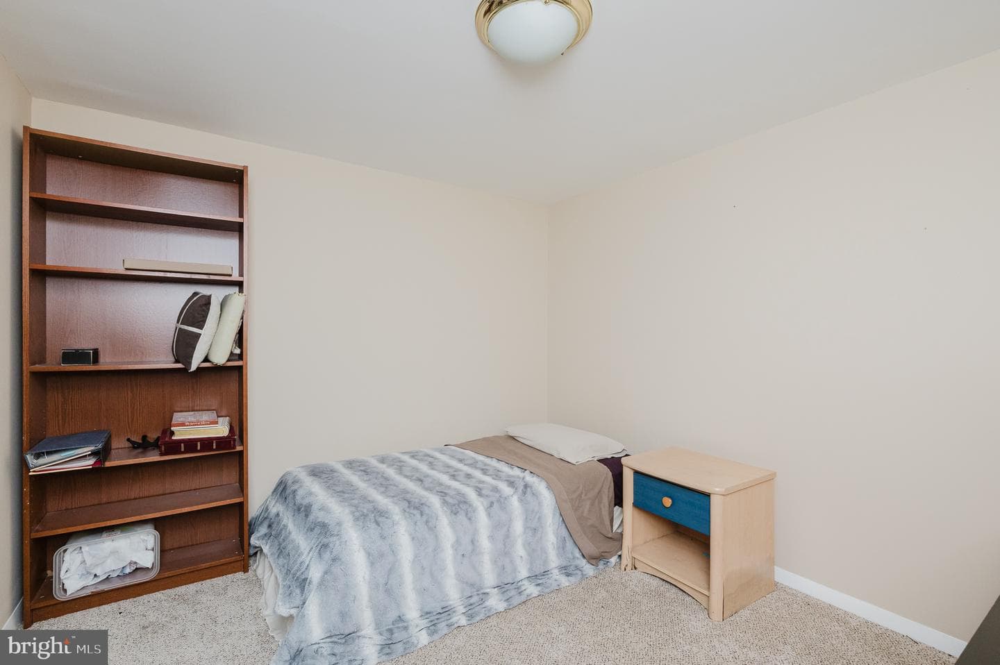 3228 Midfield photo 38