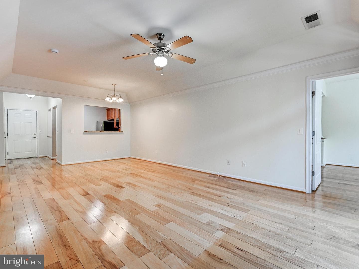 7101 Travertine Dr # 308 photo 9