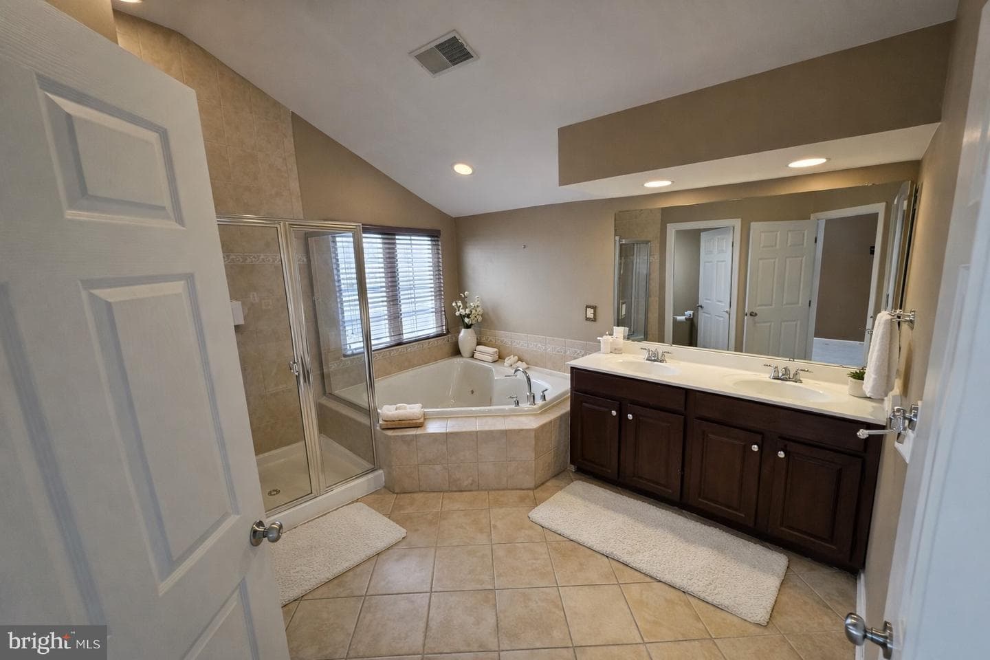 5111 Honeybrook Way photo 12