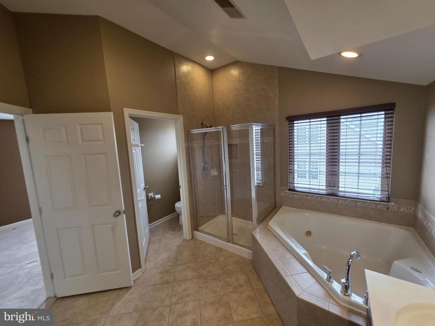 5111 Honeybrook Way photo 13