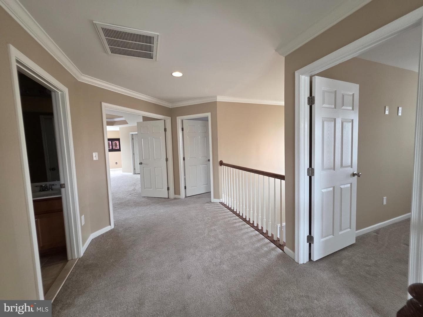 5111 Honeybrook Way photo 8