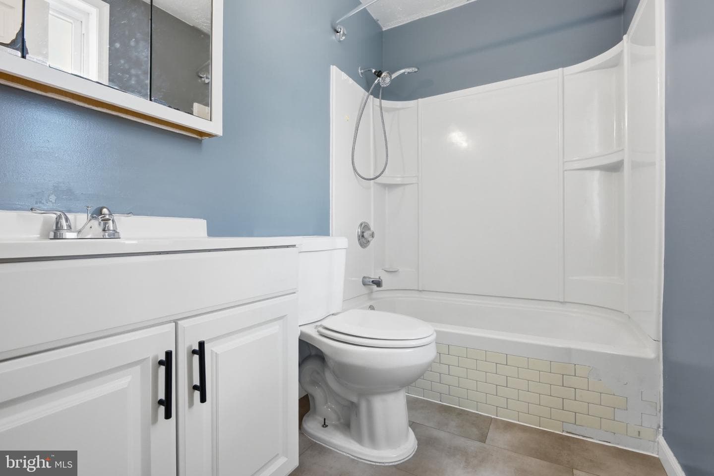 113 Margaret Avenue photo 16