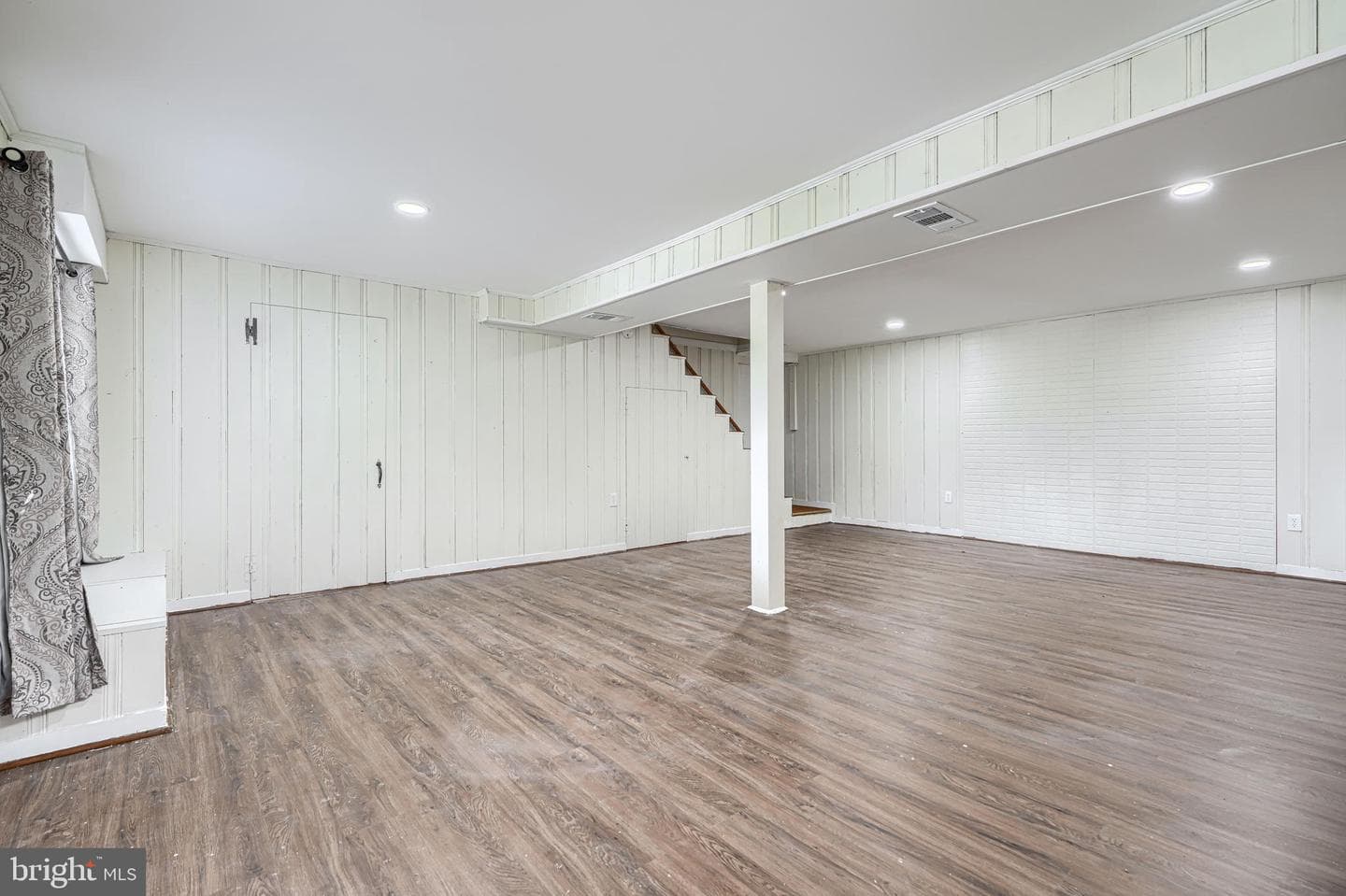 9405 Thornewood Court photo 35