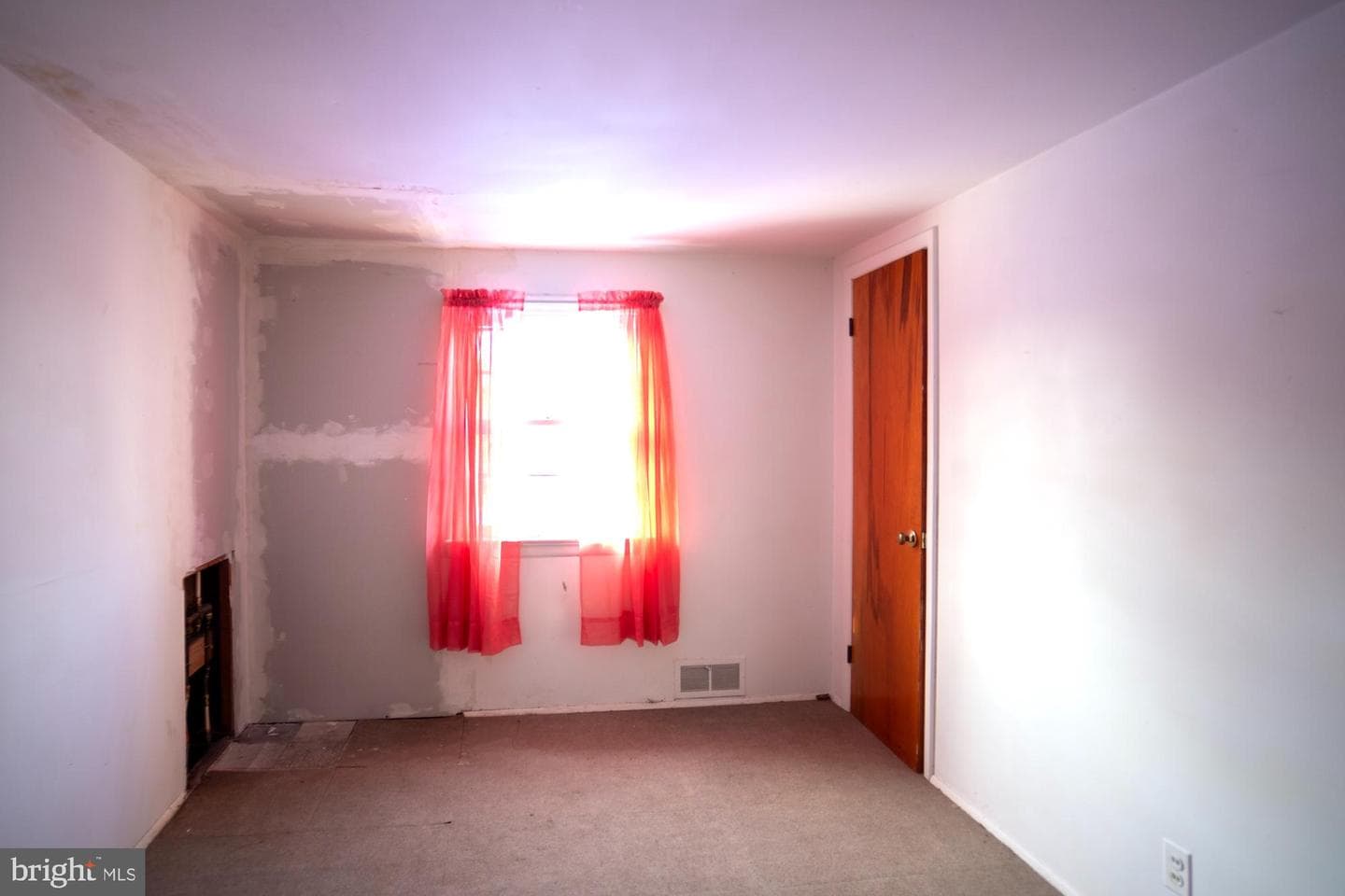 2218 Gaylawn Drive photo 9