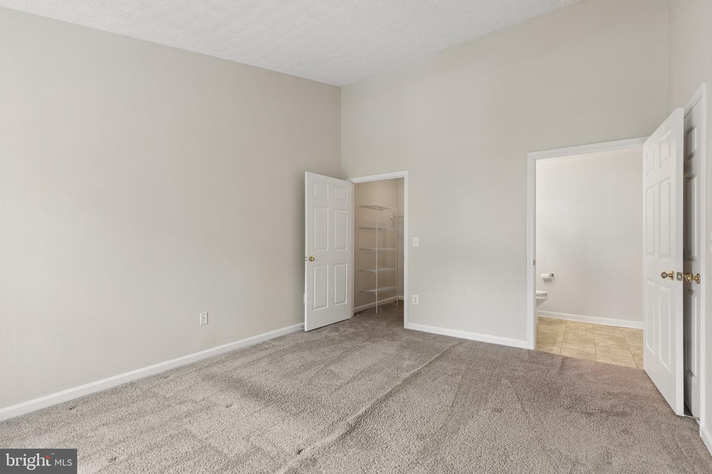 5051 Marchwood Court #6j photo 15