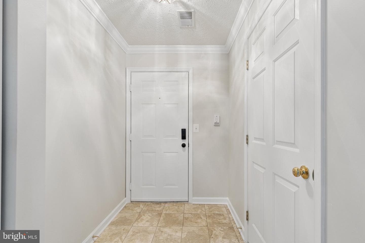 5051 Marchwood Court #6j photo 3
