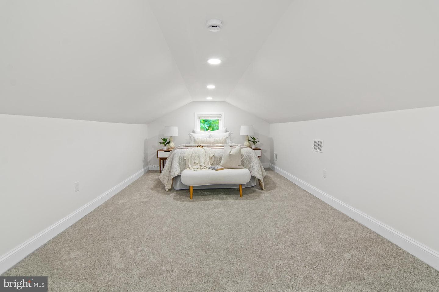 1727 Hilyard Road photo 27