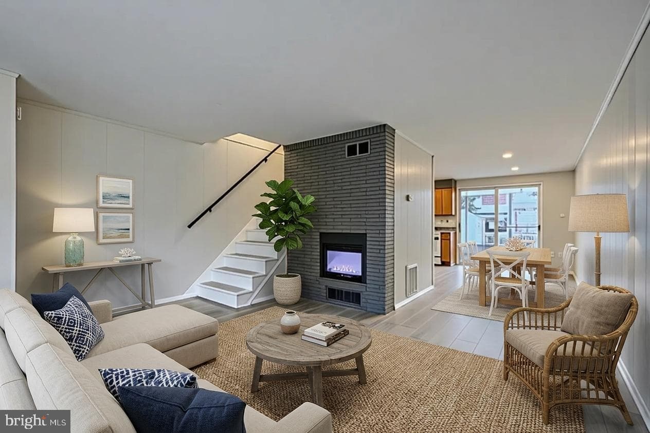 2044 Larkhall photo 6